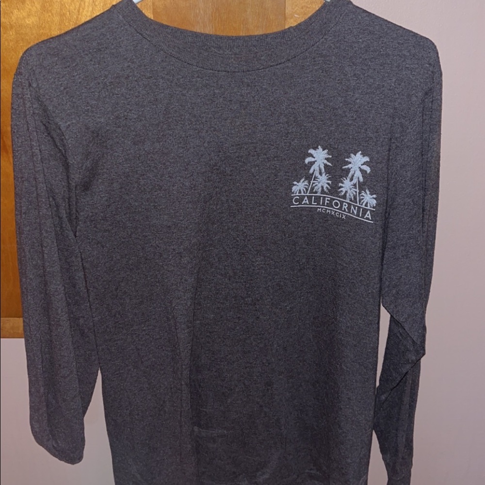 California shirt size small